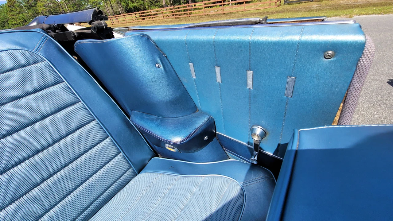 1964 Chrysler Newport - Image 25 of 31