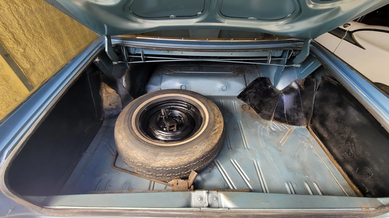 1964 Chrysler Newport - Image 29 of 31