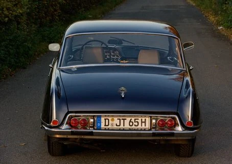 1964 Citroen DS19 - Image 3 of 21