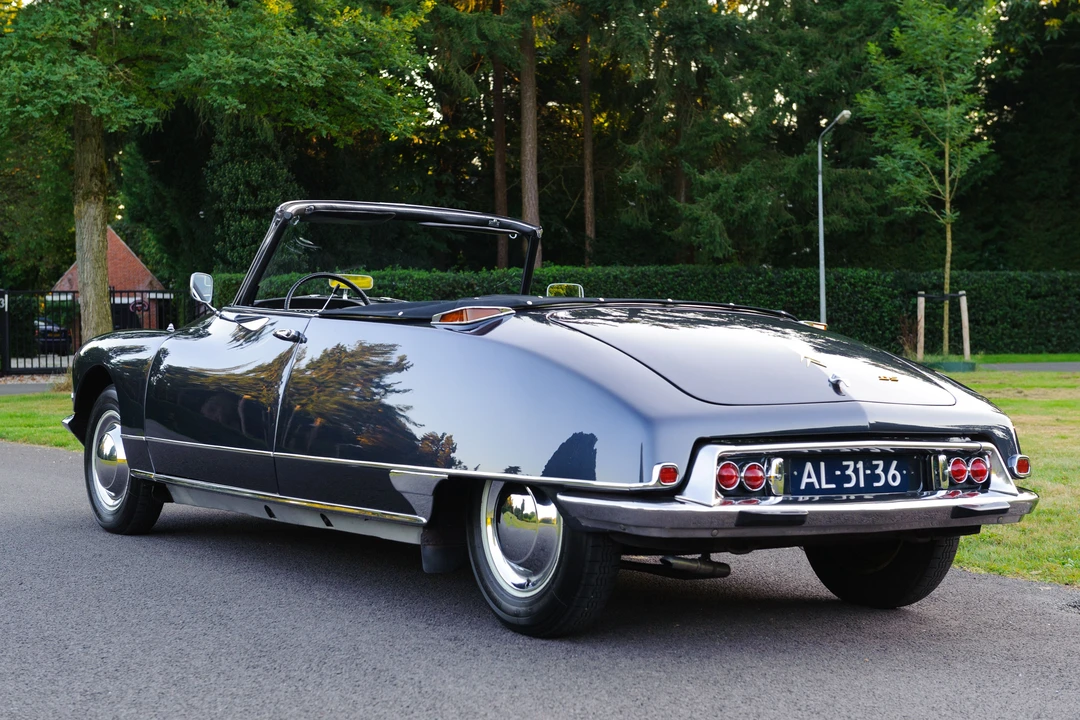 1964 Citroen DS19 - Image 8 of 19