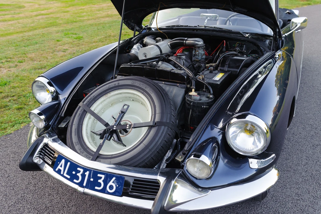 1964 Citroen DS19 - Image 17 of 19