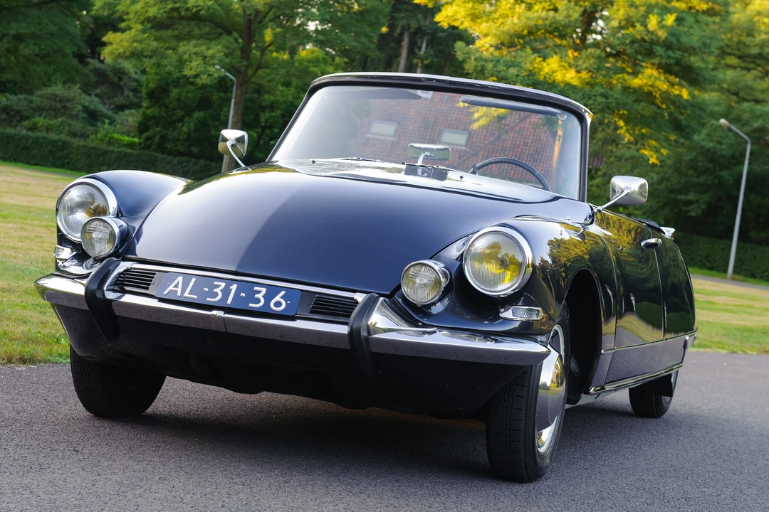 1964 Citroen DS19 - Image 2 of 19