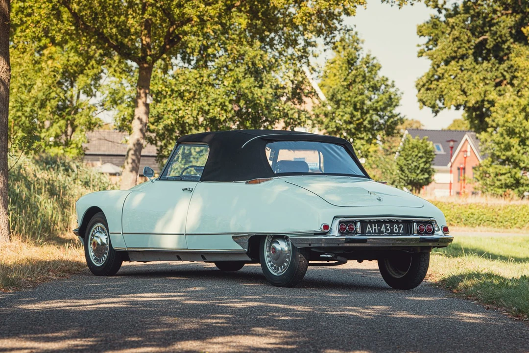 1964 Citroen DS19 - Image 18 of 31