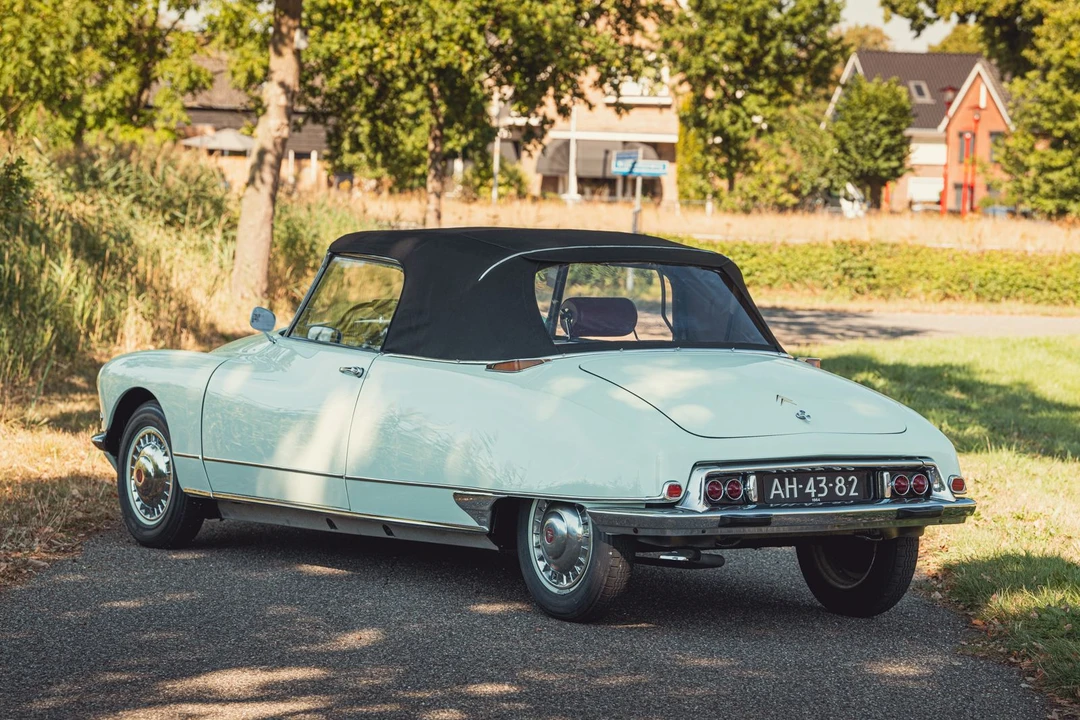 1964 Citroen DS19 - Image 19 of 31