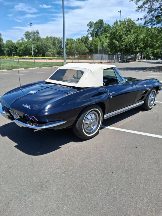 1964 Chevrolet Corvette C2 - Image 11 of 20