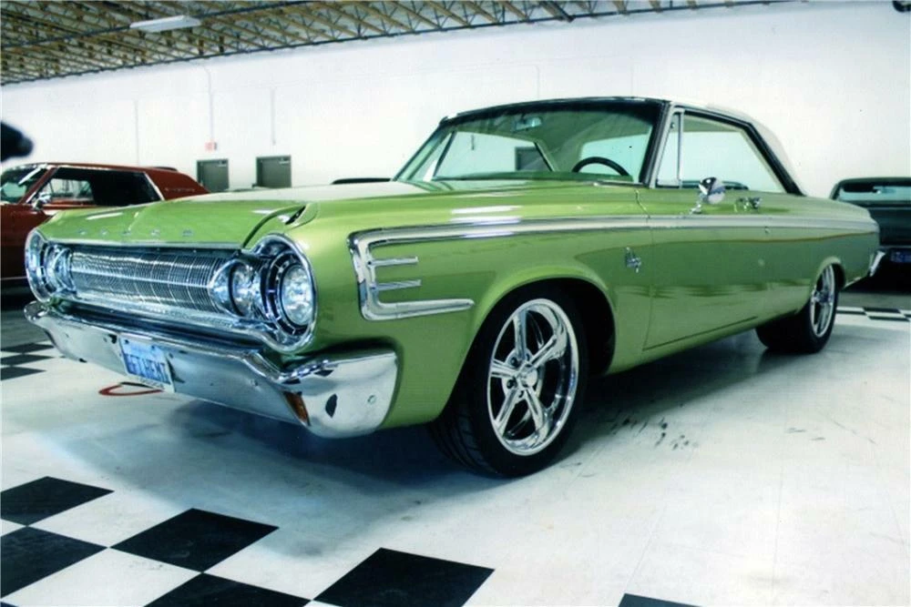 1964 Dodge 330 & 440 & 880 - Image 2 of 4