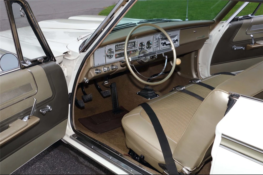 1964 Dodge 330 & 440 & 880 - Image 2 of 5