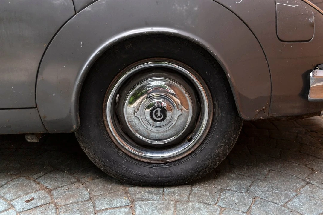 1964 Daimler SP250 - Image 14 of 30