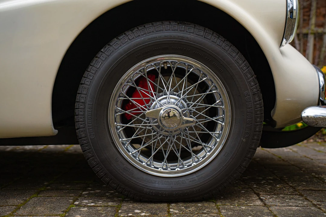 1964 Daimler SP250 - Image 29 of 30