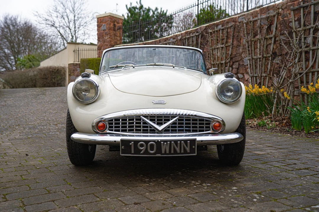 1964 Daimler SP250 - Image 6 of 30