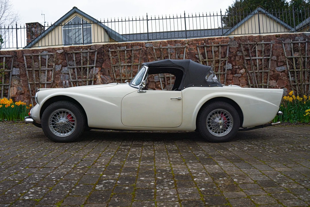 1964 Daimler SP250 - Image 16 of 30
