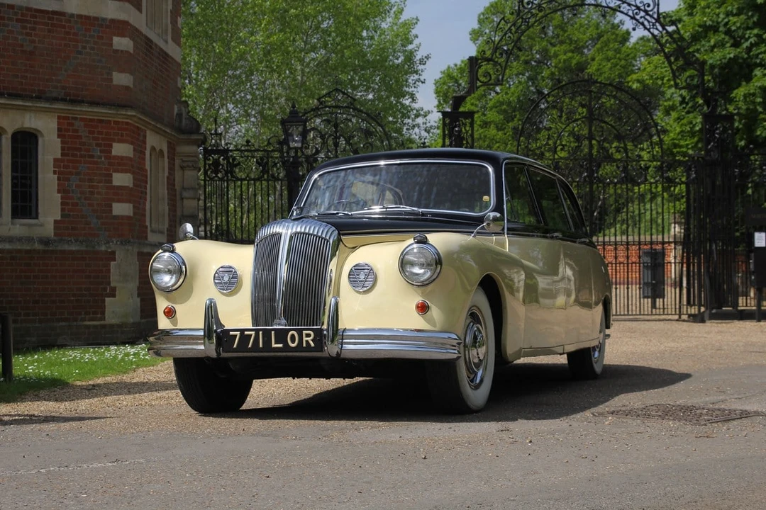 1964 Daimler - Image 29 of 30
