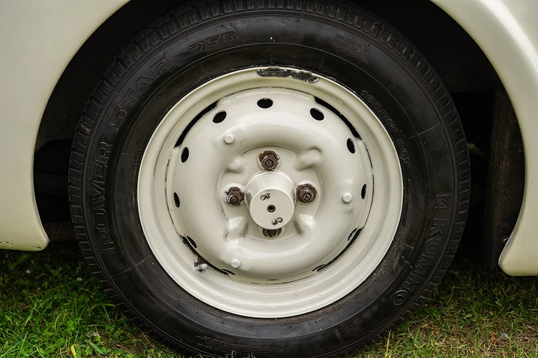 1964 Daimler SP250 - Image 25 of 30