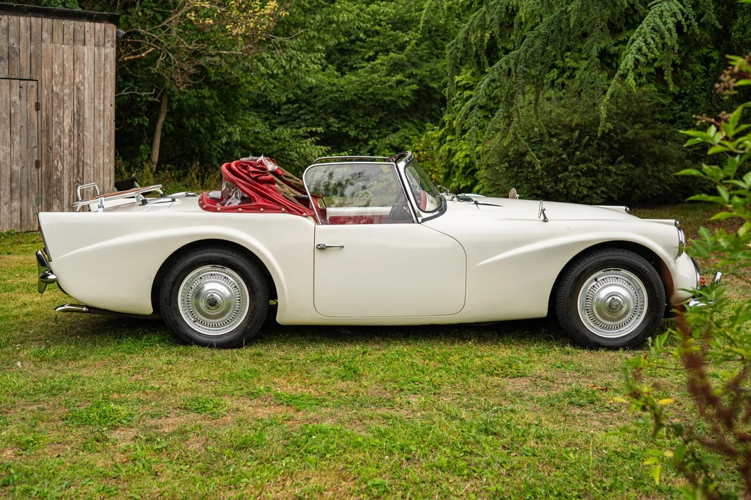 1964 Daimler SP250 - Image 5 of 30