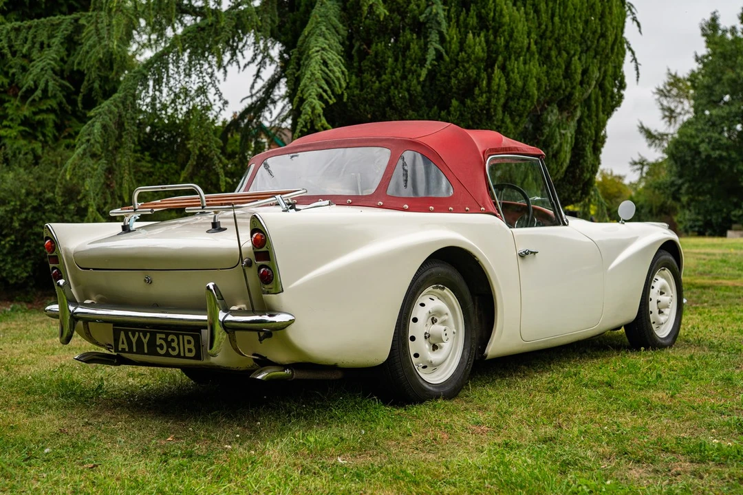 1964 Daimler SP250 - Image 14 of 30