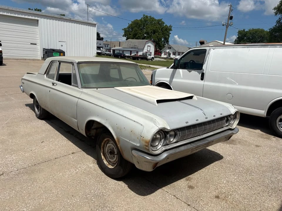 1964 Dodge 330 & 440 & 880 - Image 3 of 17