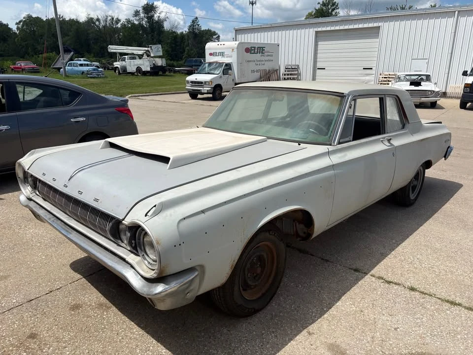 1964 Dodge 330 & 440 & 880 - Image 4 of 17