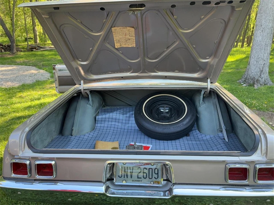 1964 Dodge 330 & 440 & 880 - Image 18 of 31