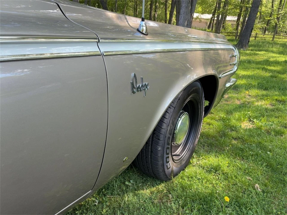 1964 Dodge 330 & 440 & 880 - Image 7 of 31