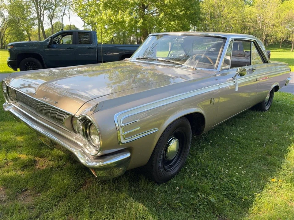 1964 Dodge 330 & 440 & 880 - Image 3 of 31