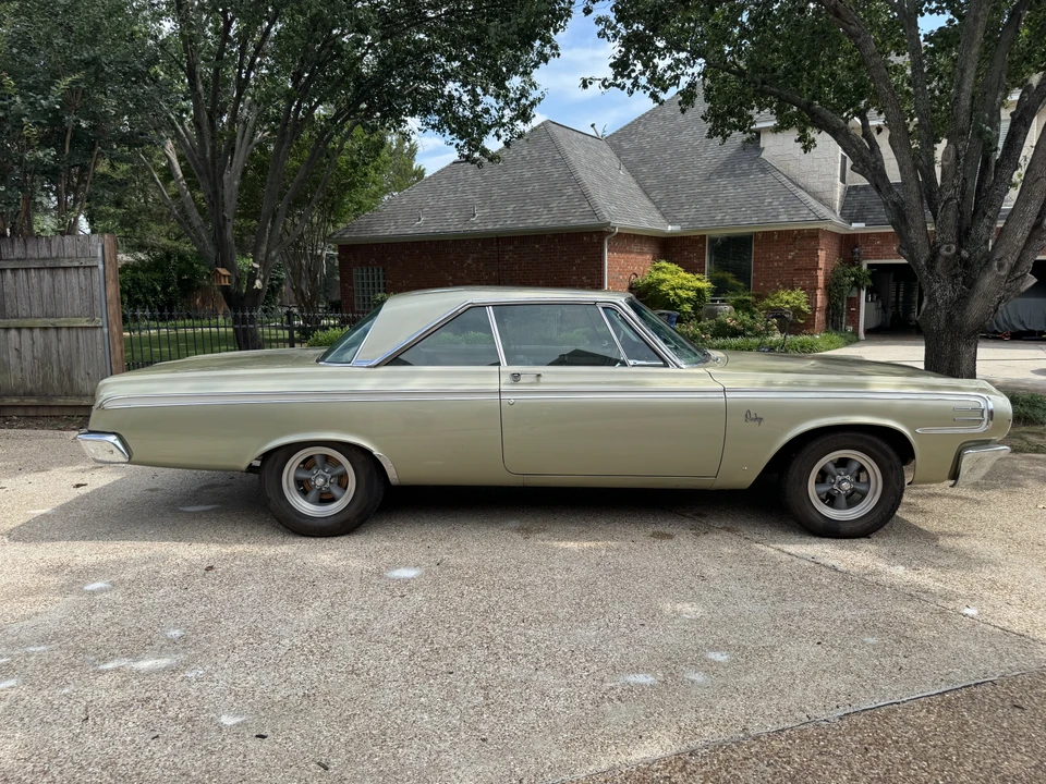 1964 Dodge 330 & 440 & 880 - Image 11 of 31