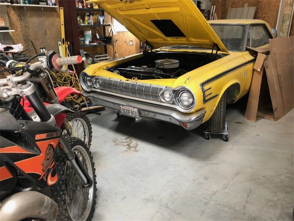 1964 Dodge 330 & 440 & 880 - Image 4 of 16