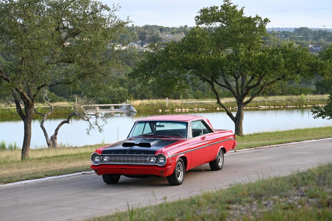 1964 Dodge 330 & 440 & 880 - Image 4 of 31