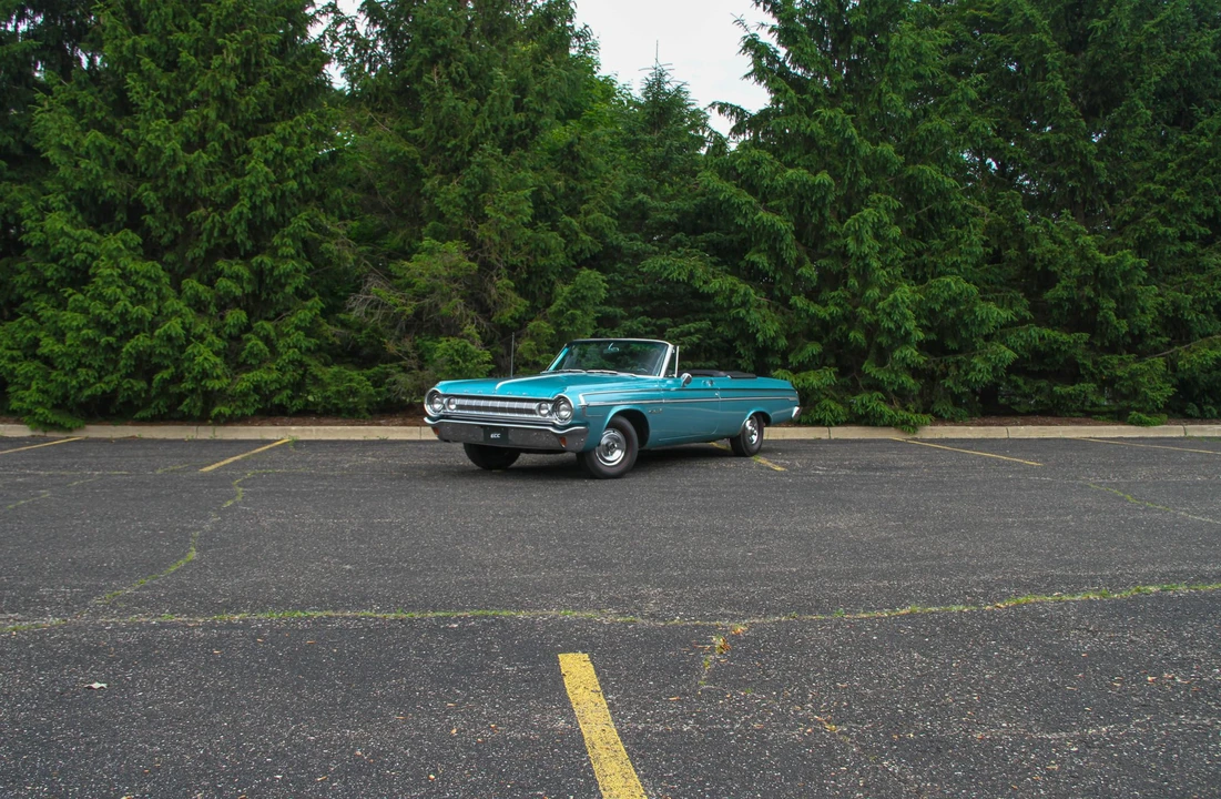 1964 Dodge 330 & 440 & 880 - Image 4 of 31