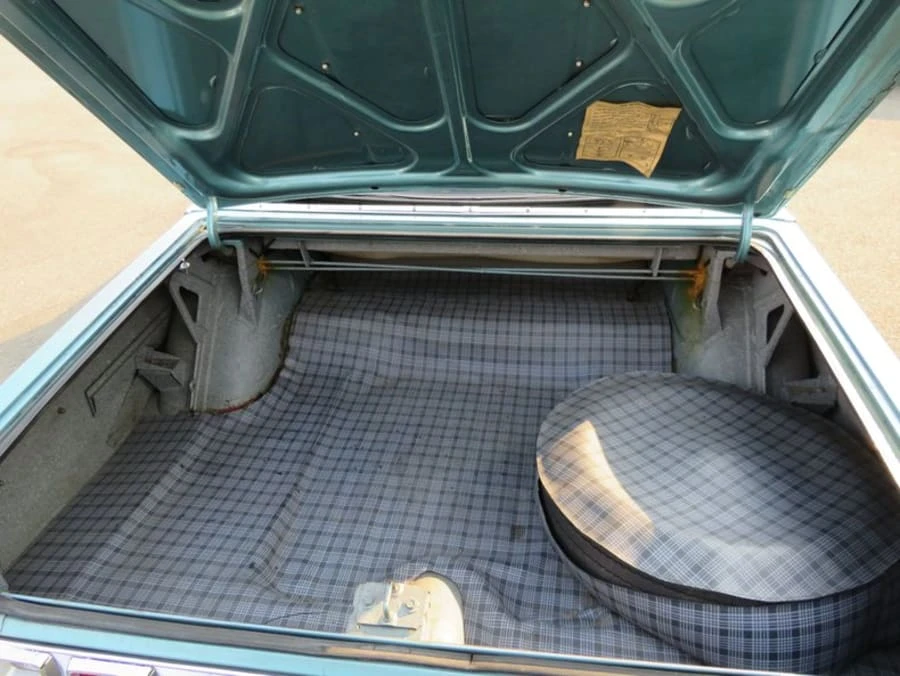 1964 Dodge 330 & 440 & 880 - Image 7 of 7