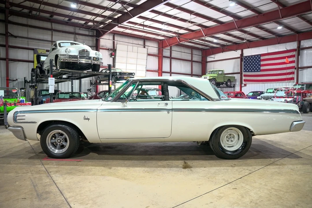 1964 Dodge 330 & 440 & 880 - Image 4 of 12