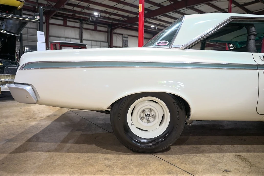 1964 Dodge 330 & 440 & 880 - Image 9 of 12