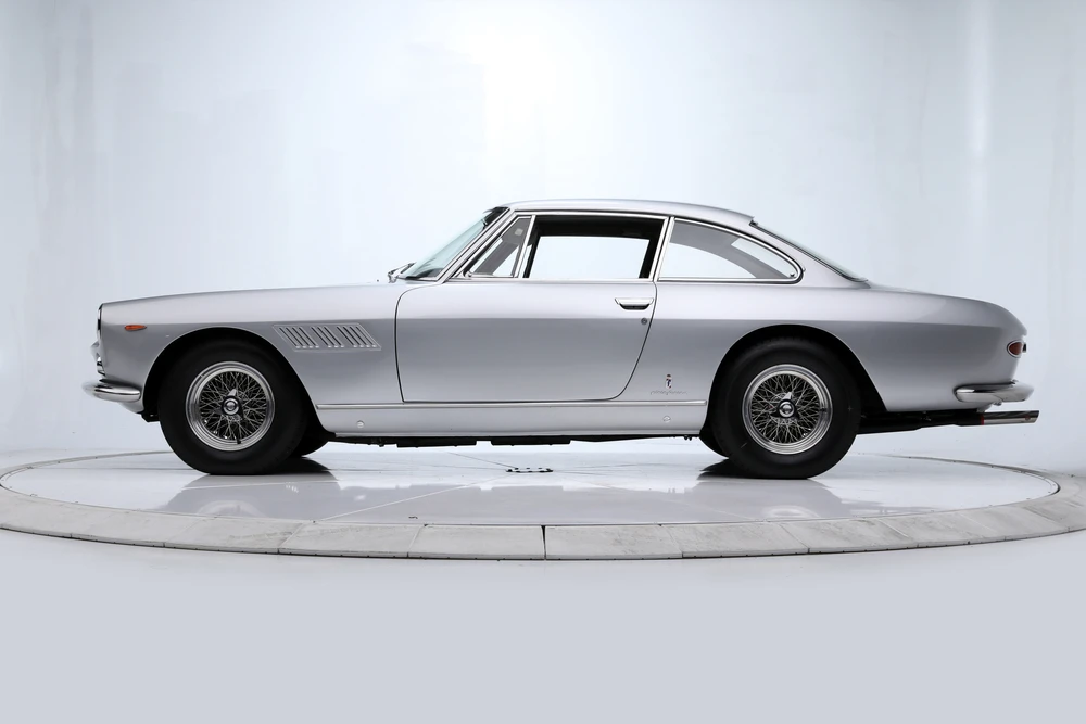 1965 Ferrari 330 GT 2+2 - Image 8 of 8