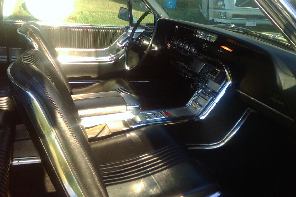 1964 Ford Thunderbird 4th Gen - Image 4 of 5