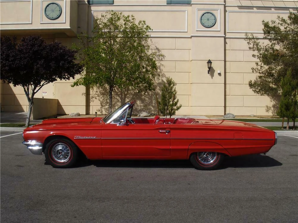 1964 Ford Thunderbird 4th Gen - Image 5 of 5