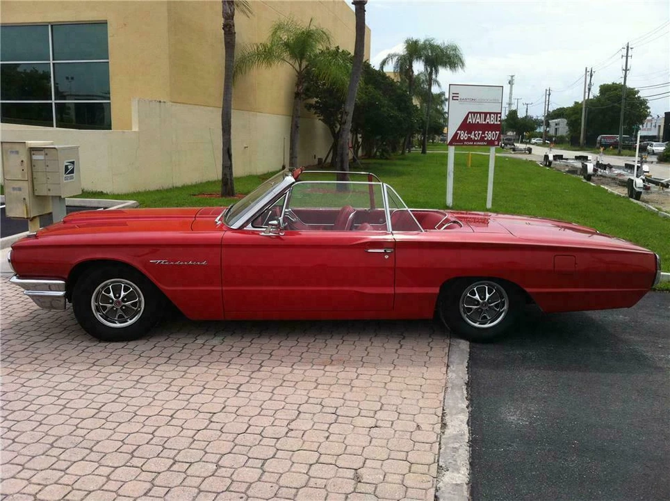1964 Ford Thunderbird 4th Gen - Image 5 of 5