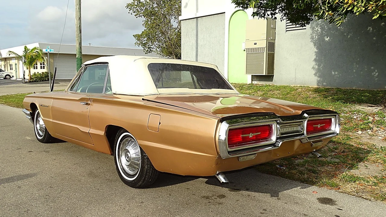 1964 Ford Thunderbird 4th Gen - Image 4 of 21