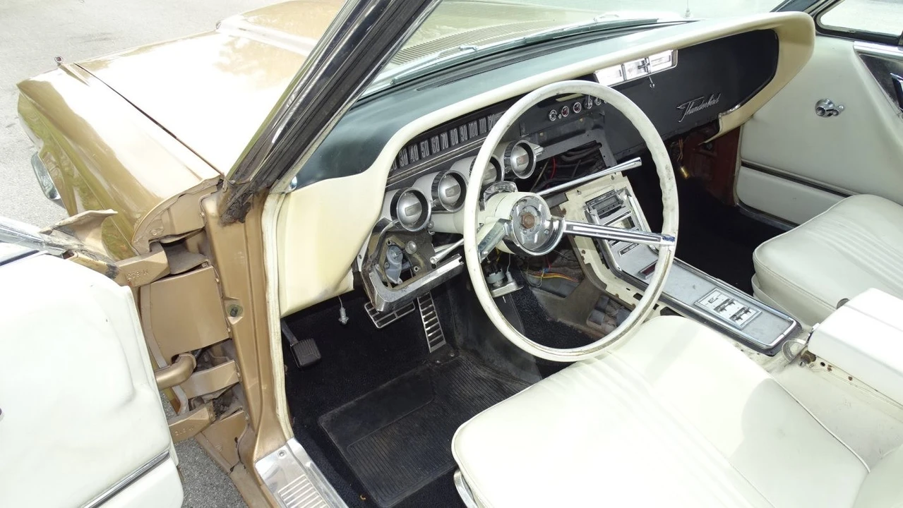 1964 Ford Thunderbird 4th Gen - Image 20 of 21