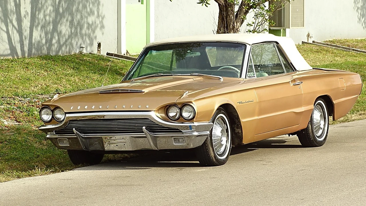 1964 Ford Thunderbird 4th Gen - Image 16 of 21