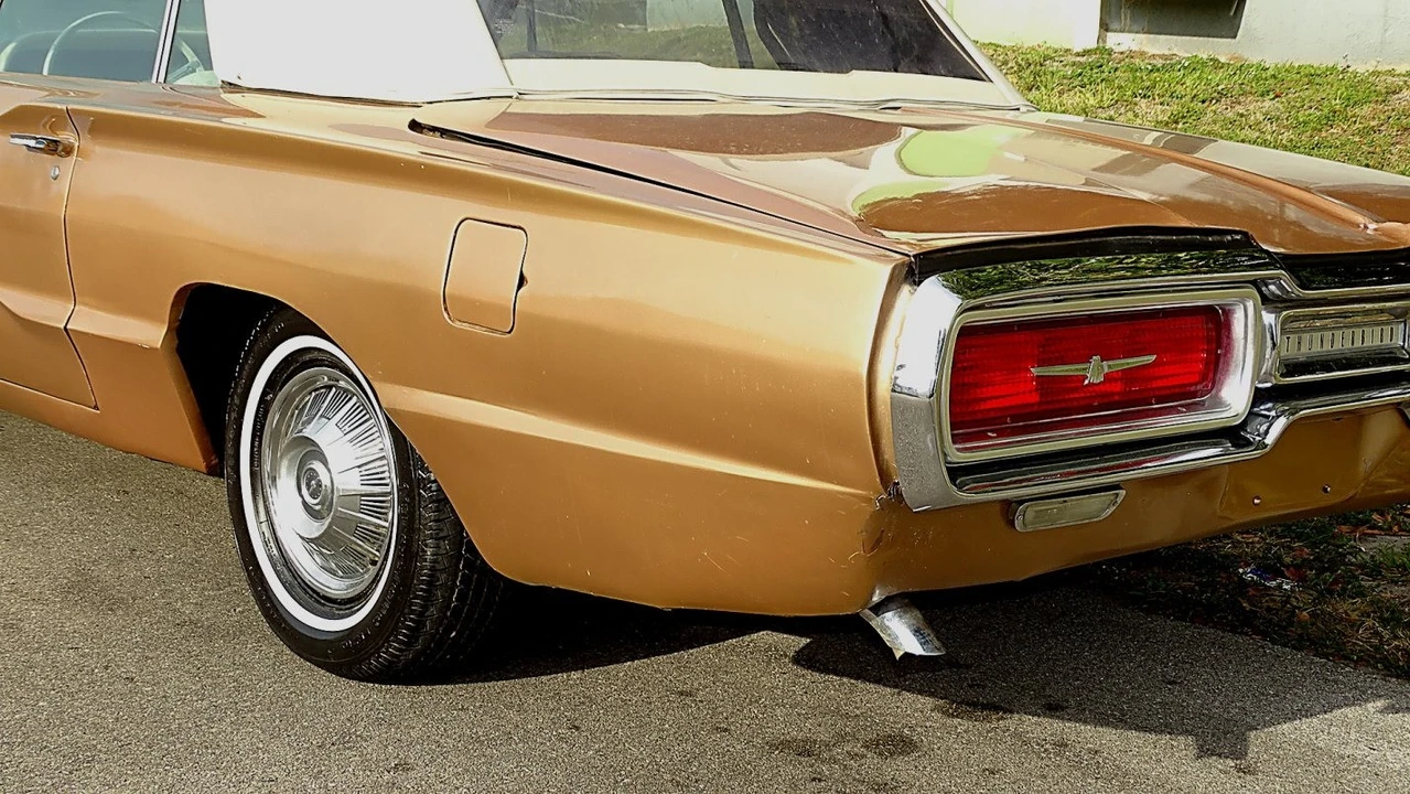 1964 Ford Thunderbird 4th Gen - Image 9 of 21