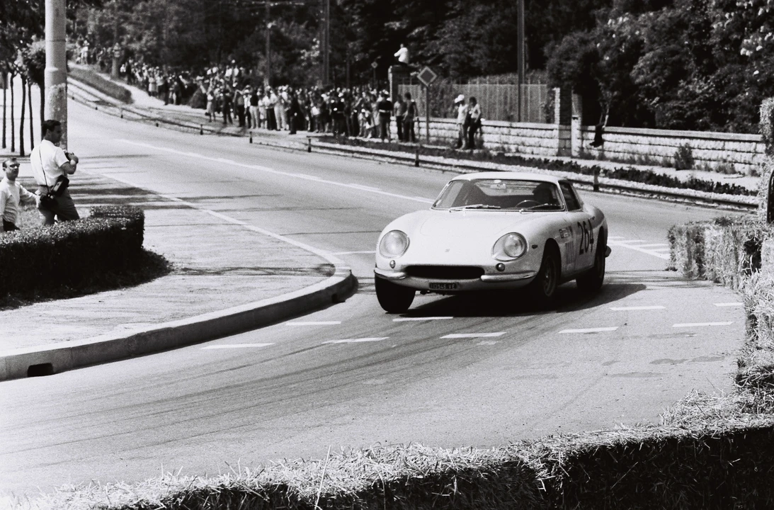 1964 Ferrari 275 GTB - Image 2 of 27