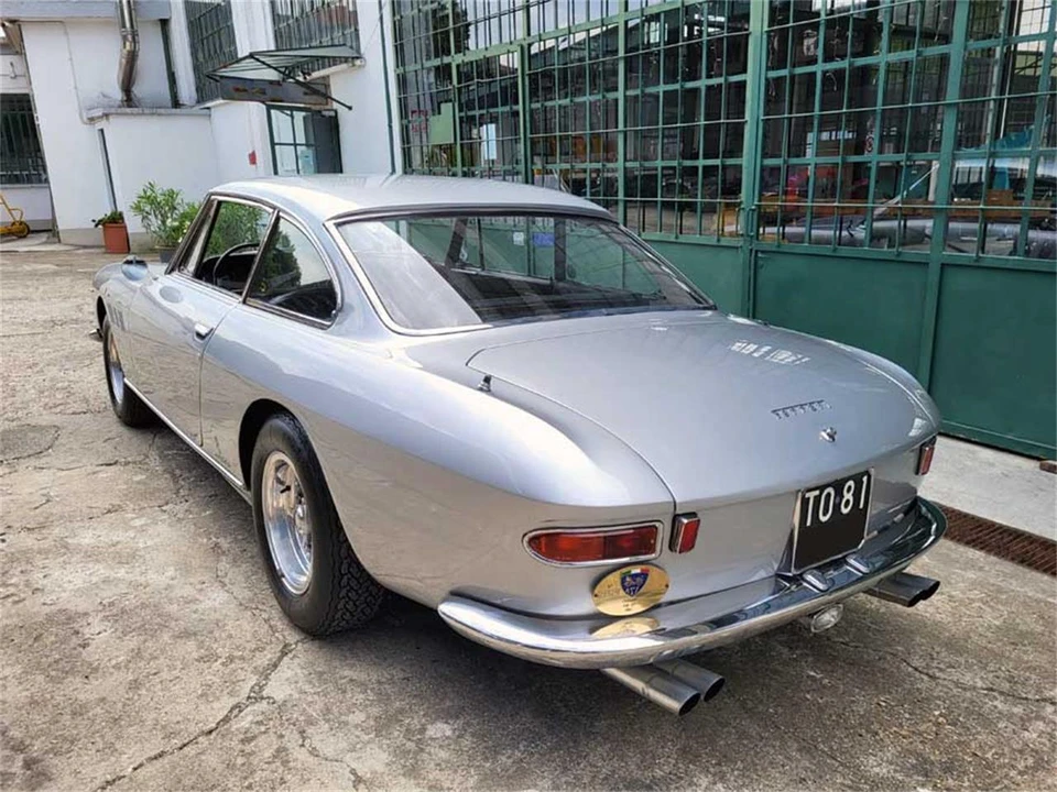 1964 Ferrari 330 GT 2+2 - Image 11 of 31