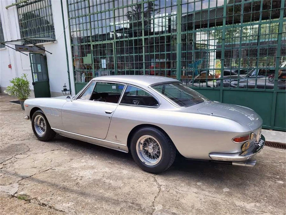 1964 Ferrari 330 GT 2+2 - Image 13 of 31