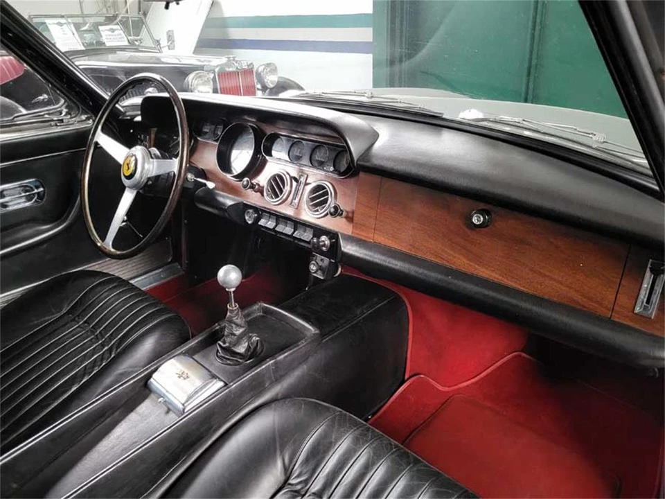 1964 Ferrari 330 GT 2+2 - Image 26 of 31