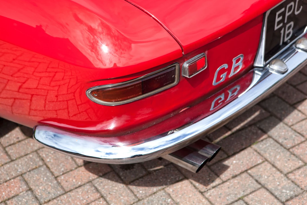 1964 Ferrari 330 GT 2+2 - Image 10 of 31