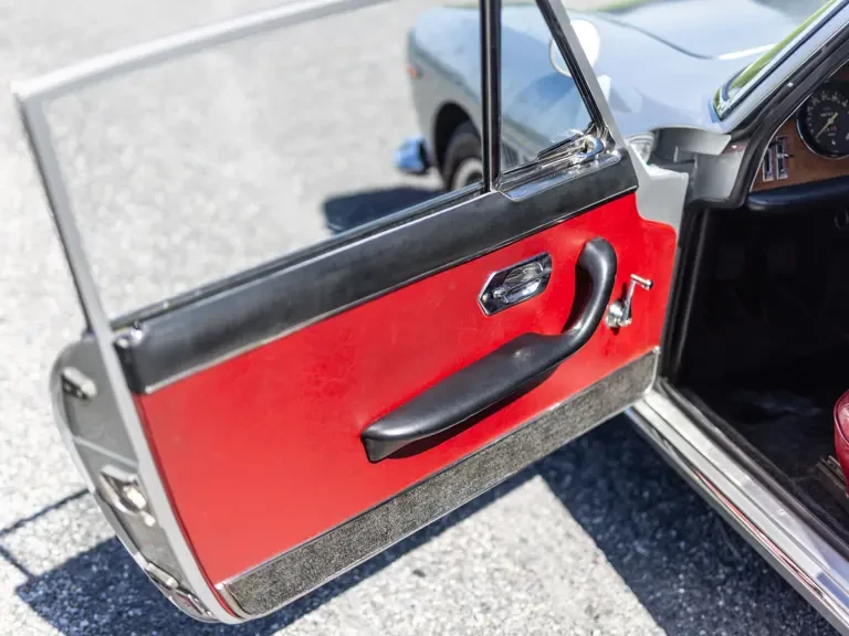 1964 Ferrari 330 GT 2+2 - Image 15 of 31