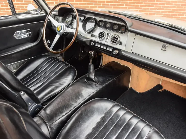 1964 Ferrari 330 GT 2+2 - Image 8 of 15