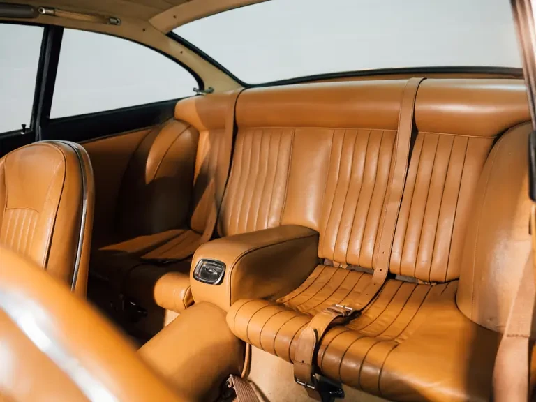 1964 Ferrari 330 GT 2+2 - Image 24 of 31