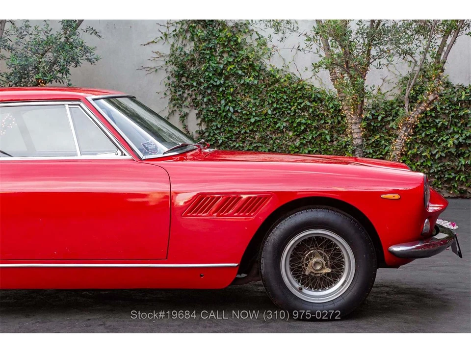 1964 Ferrari 330 GT 2+2 - Image 9 of 31