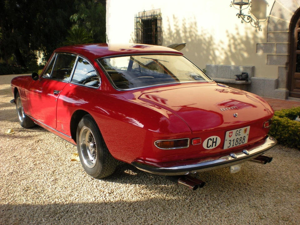 1964 Ferrari 330 GT 2+2 - Image 4 of 8