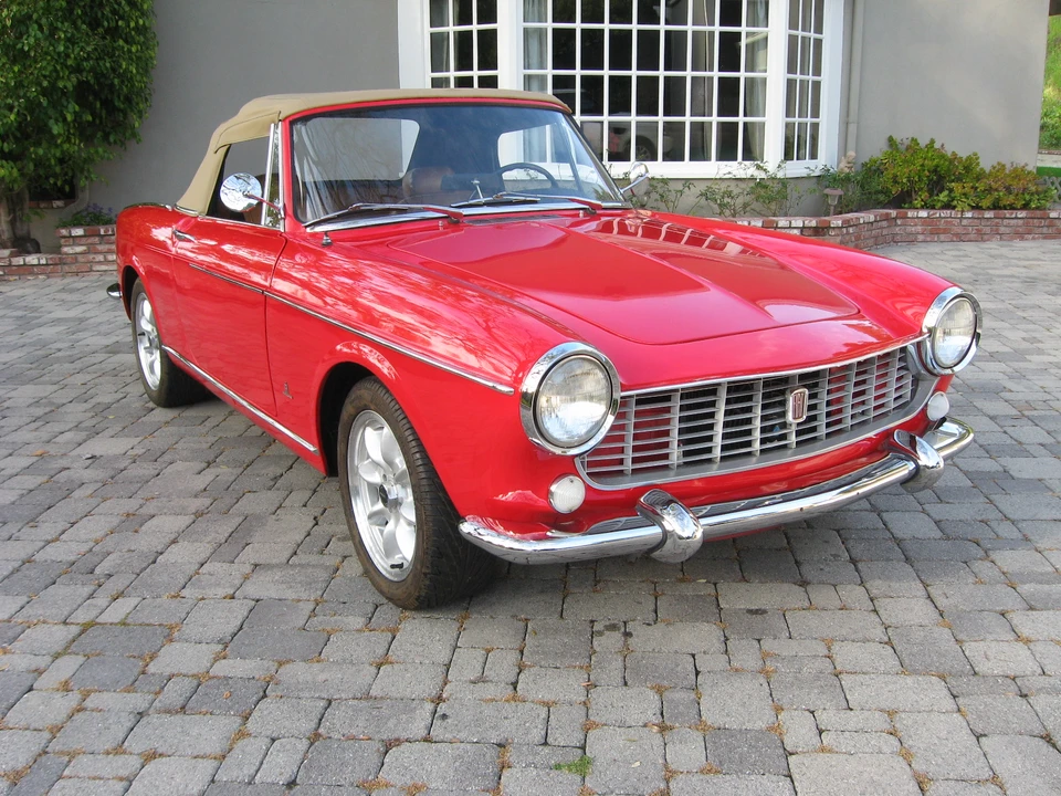 1964 Fiat Pininfarina Coupe & Cabriolet 2nd Gen - Image 8 of 31